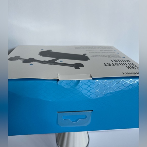 Merkury Innovations Car Headset Mount- Universal Fit - New - Picture 7 of 9